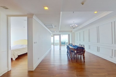 Condo in Bang Phlat, Bangkok, Thailand, 3 bedrooms № 140397 - photo 4