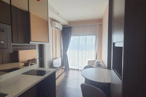 Студия в кондо в Ваттхане, Бангкок, Таиланд № 160206 - фото 4