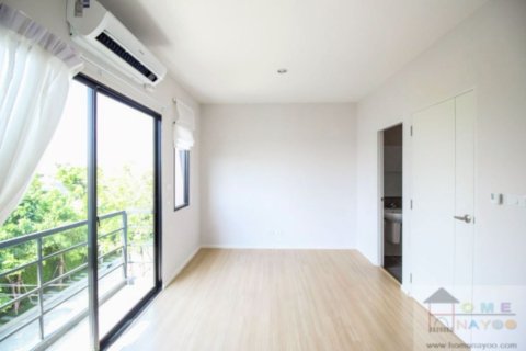 Townhouse à Chatuchak, Bangkok, Thaïlande 3 chambres № 160210 - photo 14