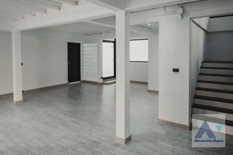 Haus in Suan Luang, Bangkok, Thailand 3 Schlafzimmer № 216544 - Foto 3