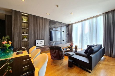 Condo in Bangkok, Thailand, 2 bedrooms  № 181181 - photo 2