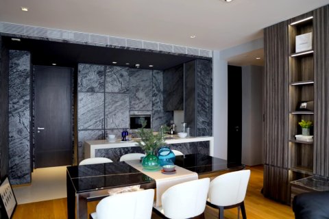 Condo in Bangkok, Thailand, 2 bedrooms  № 181181 - photo 5