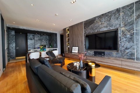 Condo in Bangkok, Thailand, 2 bedrooms  № 181181