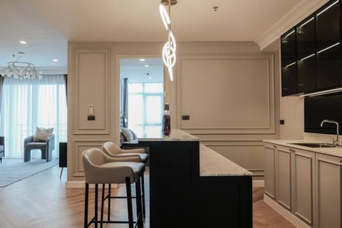 Condo in Bangkok, Thailand, 3 bedrooms  № 181180 - photo 8