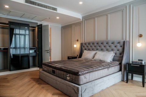 Condo in Bangkok, Thailand, 3 bedrooms  № 181180 - photo 22