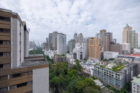 Condo in Bangkok, Thailand, 1 bedroom  № 181182 - photo 17