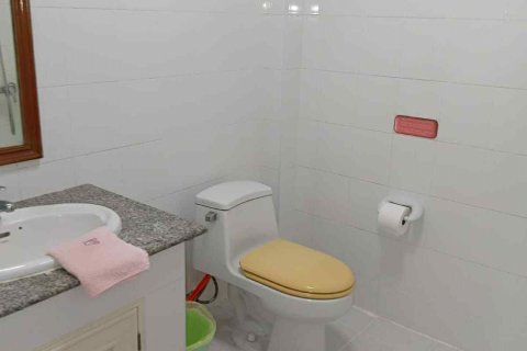 Maison à Pattaya, Thaïlande 5 chambres № 142758 - photo 15