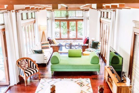 House in Pattaya, Thailand 4 bedrooms № 196991 - photo 6