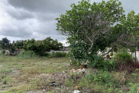 Земельный участок в Паттайе, Таиланд 1756м2  № 141102 - фото 1