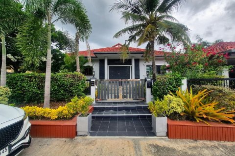 Вилла в Хуа Хине, Таиланд с 3 спальнями  № 141103