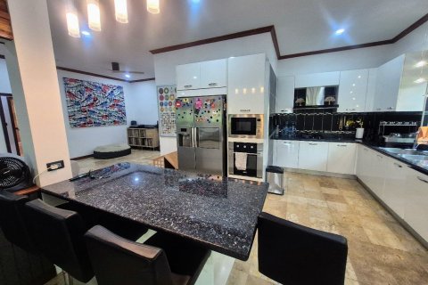 Вилла в Хуа Хине, Таиланд с 3 спальнями  № 141103 - фото 19