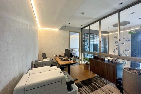 Кондоминиум с 2 спальнями в Клонг Тоэй, Бангкок, Таиланд № 141108 - фото 10