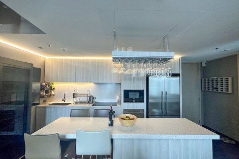 Кондоминиум с 2 спальнями в Клонг Тоэй, Бангкок, Таиланд № 141108 - фото 6