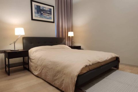 Condo in Bangkok, Thailand, 2 bedrooms  № 181062 - photo 12