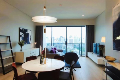Condo in Bangkok, Thailand, 2 bedrooms  № 181062