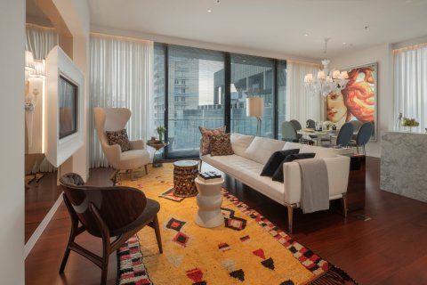 Condo in Bangkok, Thailand, 2 bedrooms  № 181064 - photo 14