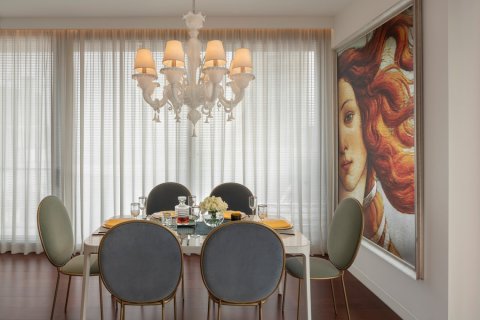 Condo in Bangkok, Thailand, 2 bedrooms  № 181064 - photo 4