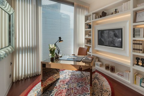 Condo in Bangkok, Thailand, 2 bedrooms  № 181064 - photo 6