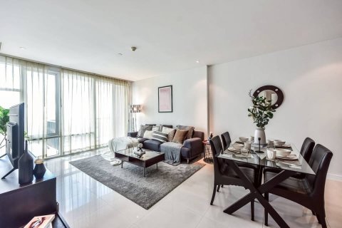 Condo in Bangkok, Thailand, 2 bedrooms  № 180547