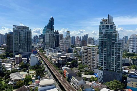 Condo in Bangkok, Thailand, 1 bedroom  № 180546 - photo 11