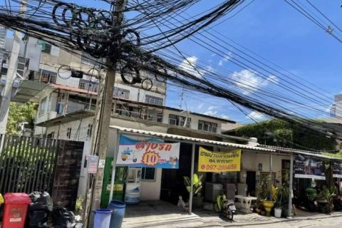 Land in Huai Khwang, Bangkok, Thailand 336 sq.m. № 159373 - photo 3