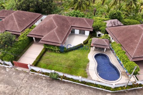 House in Pattaya, Thailand 3 bedrooms № 196229 - photo 29