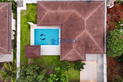 House in Pattaya, Thailand 3 bedrooms № 196230 - photo 10
