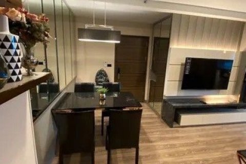 Кондоминиум с 2 спальнями в Хуай Кванге, Бангкок, Таиланд № 135804 - фото 14