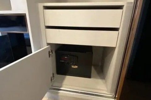 Кондоминиум с 2 спальнями в Хуай Кванге, Бангкок, Таиланд № 135804 - фото 19