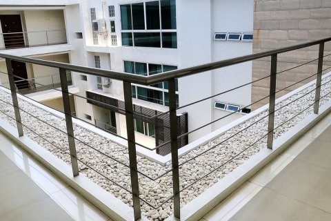 Condo in Chiang Mai, Thailand, 2 bedrooms  № 120125 - photo 14