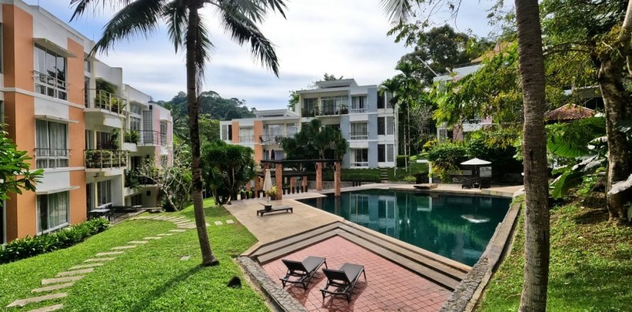 Apartment in Kamala, Thailand 3 bedrooms № 179220