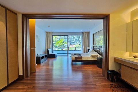 Condo sur Naithon Beach, Thaïlande, 3 chambres  № 179215 - photo 22