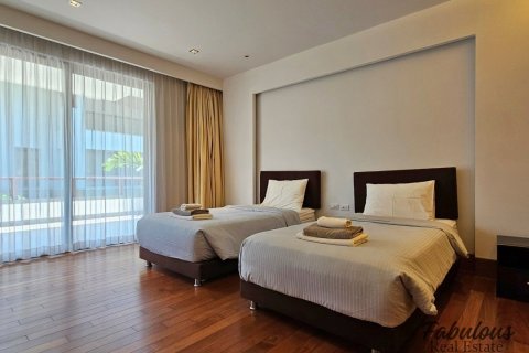 Condo sur Naithon Beach, Thaïlande, 3 chambres  № 179215 - photo 16