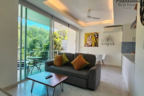 Condo in Kamala, Thailand, 1 bedroom  № 179216 - photo 7