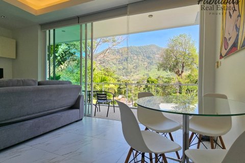 Condo in Kamala, Thailand, 1 bedroom  № 179216 - photo 3