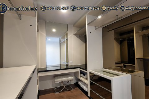 คอนโดมิเนียมในยานนาวา, กรุงเทพฯ, ประเทศไทย, 4 ห้องนอน № 201273 - รูปถ่าย 20