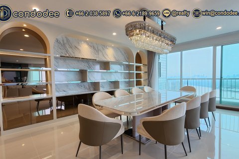คอนโดมิเนียมในยานนาวา, กรุงเทพฯ, ประเทศไทย, 4 ห้องนอน № 201273 - รูปถ่าย 17