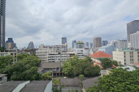 Condo in Bang Rak, Bangkok, Thailand, 2 bedrooms № 201270 - photo 7