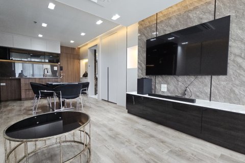 Condo in Bang Rak, Bangkok, Thailand, 2 bedrooms № 201270 - photo 6