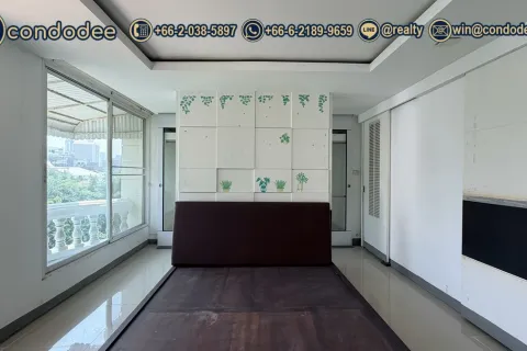 Townhouse in Watthana, Bangkok, Thailand 4 bedrooms № 201355 - photo 4