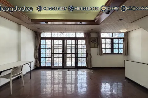 Townhouse in Watthana, Bangkok, Thailand 4 bedrooms № 201355 - photo 18