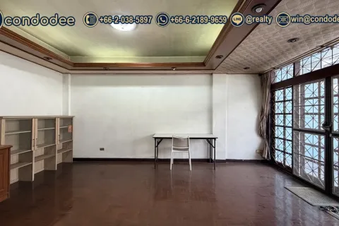 Townhouse in Watthana, Bangkok, Thailand 4 bedrooms № 201355 - photo 10
