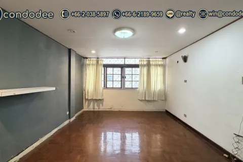 Townhouse in Watthana, Bangkok, Thailand 4 bedrooms № 201355 - photo 15