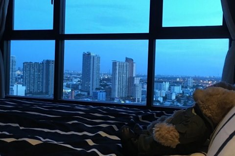 Студия в кондо в Ваттхане, Бангкок, Таиланд № 140600 - фото 5