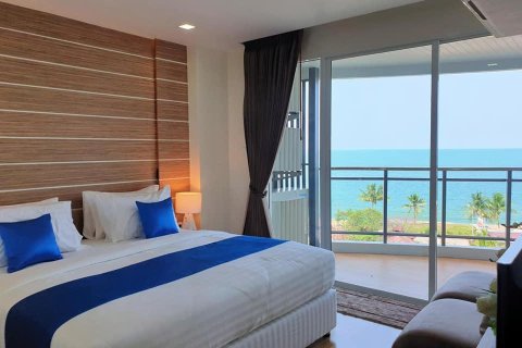 Condo in Pattaya, Thailand, 2 bedrooms  № 165495 - photo 2