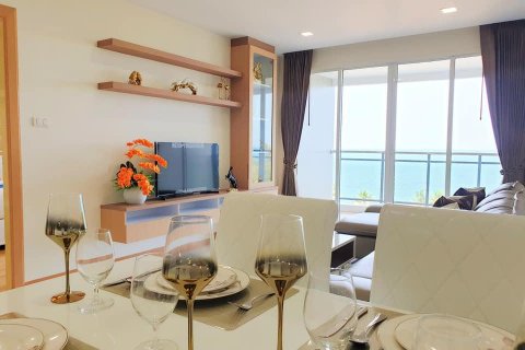 Condo in Pattaya, Thailand, 2 bedrooms  № 165495