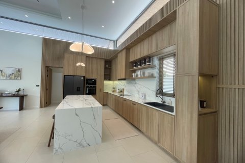 Villa in Hua Hin, Thailand 3 bedrooms № 165491 - photo 6