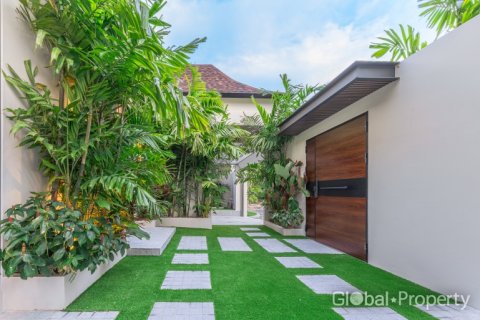 House in Pattaya, Thailand 6 bedrooms № 200264 - photo 16
