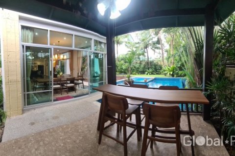 House in Pattaya, Thailand 4 bedrooms № 200265 - photo 28