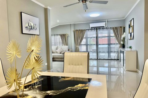 Вилла в Паттайе, Таиланд с 4 спальнями  № 150185 - фото 10